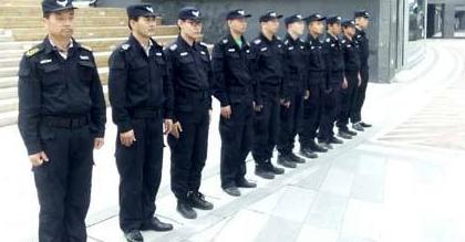 身為一個(gè)保安人員,在襄陽安全技術(shù)防護(hù)時(shí)著裝上有什么要求呢?