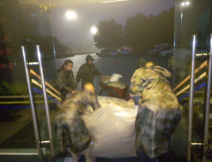 襄陽安保人員不應(yīng)該出現(xiàn)哪些行為？湖北獵鷹保安公司為你介紹！