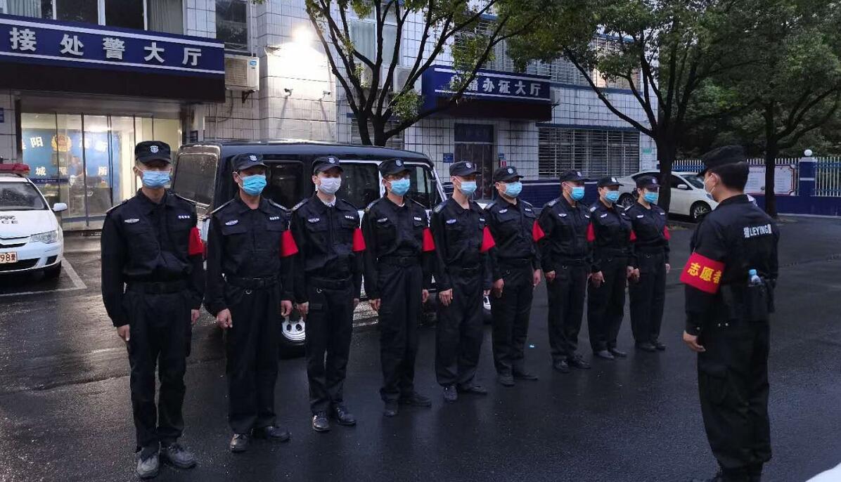 倡導(dǎo)文明新風，共建美好襄陽！創(chuàng)文有咱獵鷹來幫忙